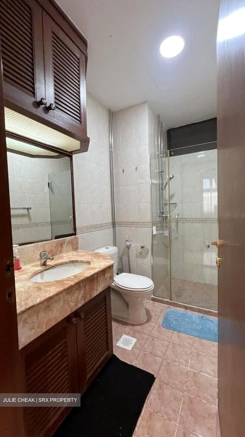 Richmond Park (D9), Condominium #630235891